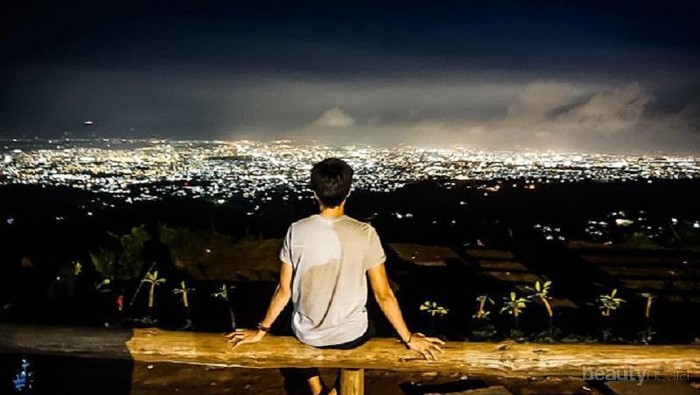 Wajib Dikunjungi Nih, Ini Dia 5 Tempat Wisata di Bandung yang Instagramable Banget!