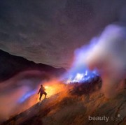 Foto: Indahnya Api Biru di Kawah Ijen Banyuwangi Jawa Timur