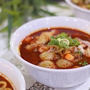 Pedasnya Bikin Nagih! Cobain 5 Seblak Terbaik dengan Berbagai Topping yang Enak Ini