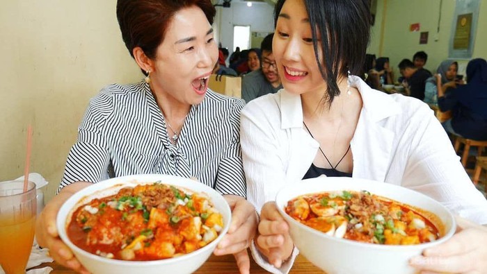 7 YouTuber Mukbang Asal Korea yang Eksis di Tanah Air, Bikin Ngiler!