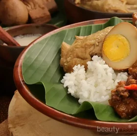 Rekomendasi Tempat Makan Enak Jogja di Bawah Rp10 Ribu, Surganya Kuliner Murah Meriah!
