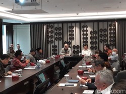 JK Sambangi Kantor Kadin Bahas Rencana Aksi-Pencegahan Virus Corona