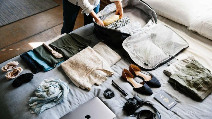 Tips Packing Koper agar Muat Lebih Banyak Saat Mudik