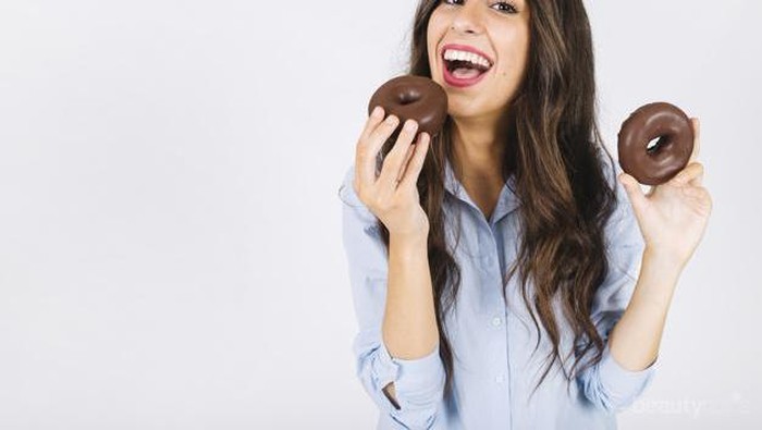 5 Makanan yang Ampuh Usir Galau Saat Putus Cinta, Bye Bye Mantan!