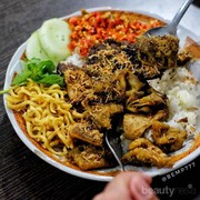 Rekomendasi 8 Kuliner Surabaya Malam Hari Enak & Murah, Gak Pernah Sepi Pembeli!