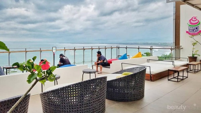 Mau Liburan ke Pangandaran? Yuk, Sambangi Sederet Hotel di Pangandaran yang Kece Ini, Ladies!