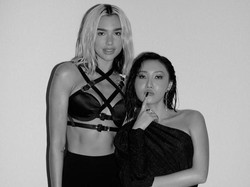 Kolaborasi Dua Lipa dan Hwasa MAMAMOO Akhirnya Dirilis, Dengarkan di Sini!