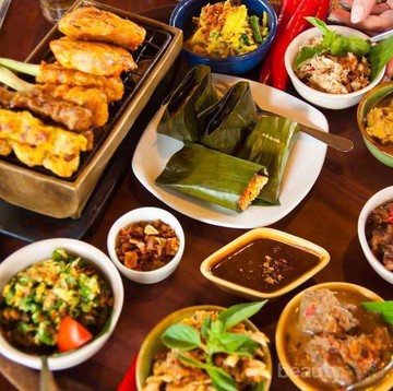 Hobi Kulineran? Yuk Cicipi Lima Kuliner Menarik di Sekitar Kota Bandung Ini
