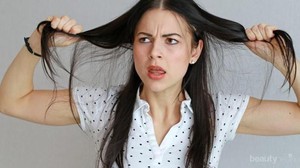 Praktis, 5 Cara Atasi Rambut Lepek Seharian