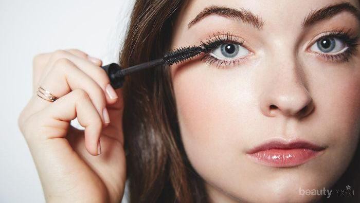 Anti Gumpal, Ini Aturan Benar Pemakaian Maskara