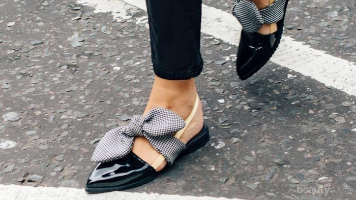 Lelah Pakai High Heels, 4 Jenis Flat Shoes Ini Siap Buatmu Makin Gaya