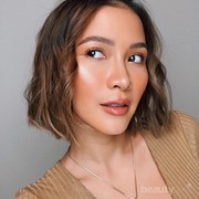 Cara Melentikan Bulu Mata Tanpa Maskara, Ada yang Pakai Bedak Bayi!