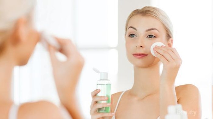 Ini Kesalahan Memakai Micellar Water yang Kamu Tidak Sadari, Jangan Lakukan Lagi Ladies!