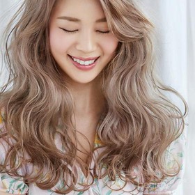 Cantik Seperti Artis K-Pop Wanita, Coba 3 Warna Rambut yang "Korea Banget" Ini