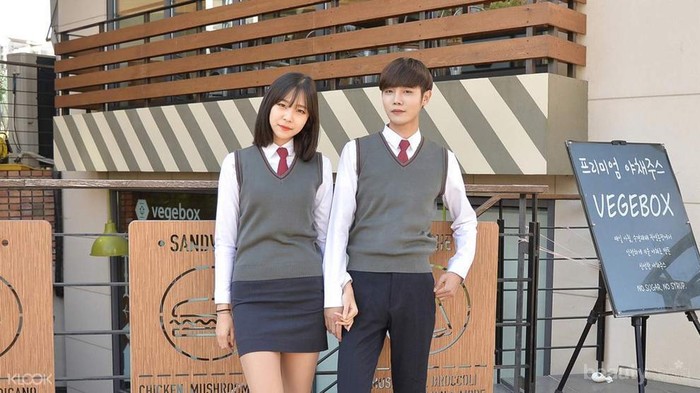 Suka Nonton Film Korea? Ini Rekomendasi Drama Korea Tentang Sekolah yang Seru Banget!