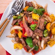 Bikin Ngiler! Ini Dia 3 Resep Daging Sapi Lada Hitam yang Super Enak dan Empuk