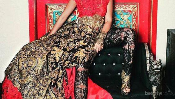 Begini Penampilan Agnez Mo yang bikin Jatuh Hati dengan Batik Khas Indonesia