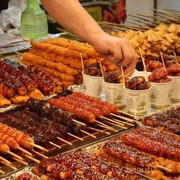 Jalan-Jalan Ke Korea, Jangan Lupa Cicipi Street Food Enak dan Murah Ini Yuk!