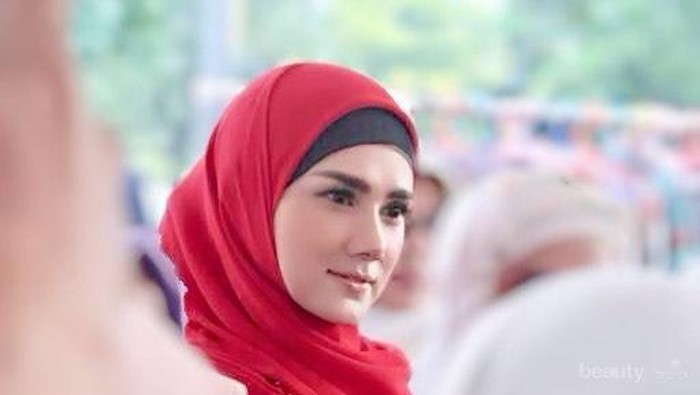 Gak Lagi Tren, Hindari Gaya Hijab yang Bikin Kamu Ketinggalan Zaman Ini