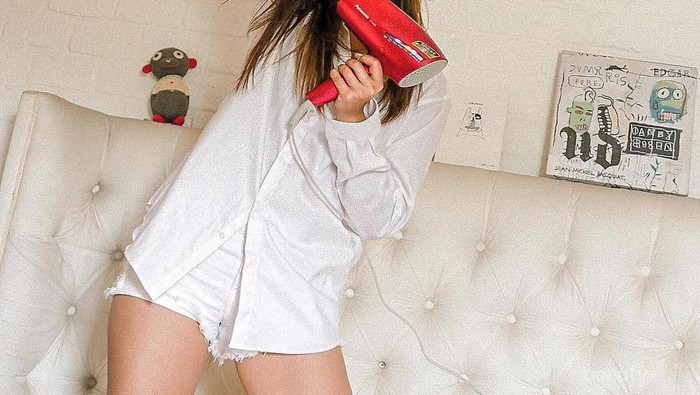 Sstt, Ternyata Ini Rahasia Tampilan On the Go Public Figure di Hari Super Sibuknya!