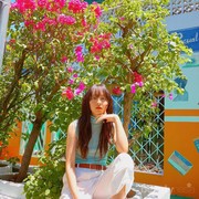 5 Potret Liburan Si Cantik Kim Bora 