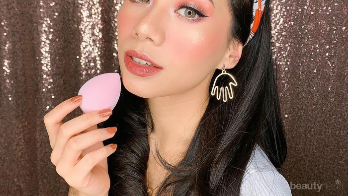 Bagaimana Cara Memilih Warna Foundation yang Tepat?