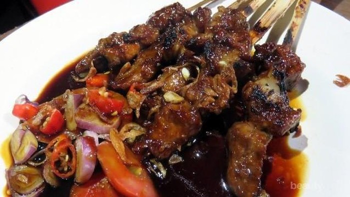 Suka Kulineran? 5 Rekomendasi Tempat Makan Enak di Blok M Square Ini Wajib Kamu Kunjungi