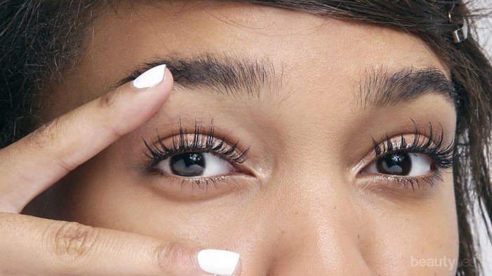 Tak Perlu Eyelash Extension, 3 Bahan Alami Ini Efektif Tebalkan Bulu Mata