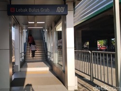 Anies Cabut Pembatasan, Tak Ada Lagi Antrean di Stasiun MRT Lebak Bulus