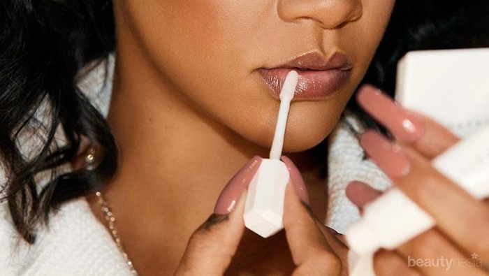#NEWS: Rihanna Segera Rilis Skincare Bernama 'Fenty Skincare'