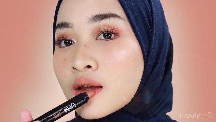 Inspirasi Riasan Mata Eyeshadow Orange Segar yang Cocok untuk Bukber