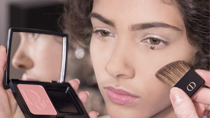 Pilih Blush On Jenis Cream atau Powder? Yuk, Cari Tahu yang Cocok untuk Kulitmu!