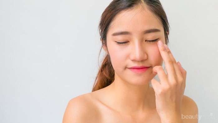 Bagian Wajah Mana Saja yang Perlu Ditutupi Concealer? Pemula Wajib Tahu!