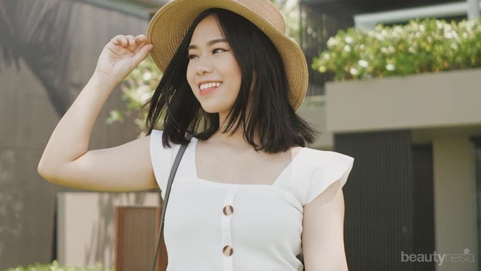 Gaya Kece Beauty Vlogger Molita Lin, Mama Muda Cantik yang Punya Senyum Manis