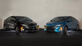 Cacat Perangkat Lunak, Toyota Tarik Corolla Hybrid dan Prius
