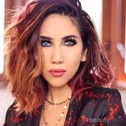 Sekali Poles Langsung Cling, Begini Trik Makeup Hilangkan Jerawat & Flek Hitam di Wajah