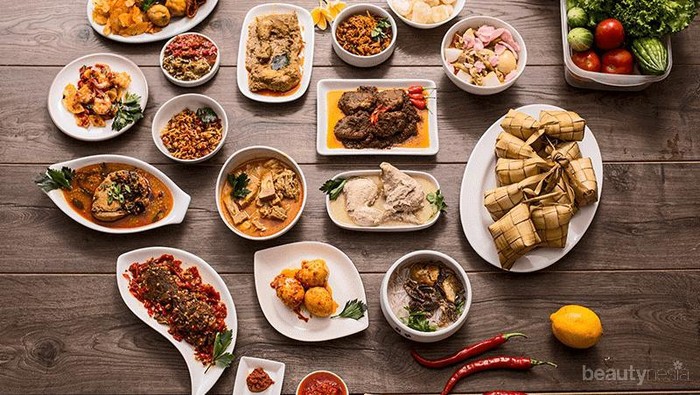5 Tempat Wisata Kuliner Khas di Padang (selain Nasi Padang) 5 Tempat Wisata Kuliner Khas di Padang (selain Nasi Padang)
