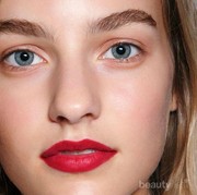 Warna Lipstik Revlon Super Lustrous Mana yang Mencerminkan Karaktermu, Ladies?