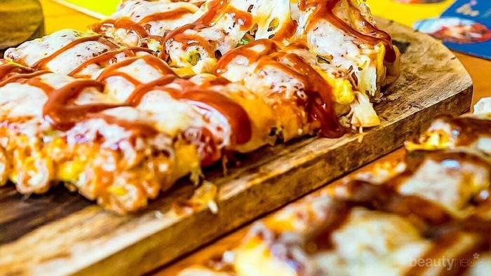 6 Kuliner Martabak di Jakarta, Cocok untuk Camilan Penghilang Lapar!