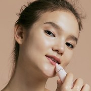 8 Produk Perawatan Bibir Kering Lokal, Bisa Jadi Andalan Kamu!