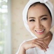 Jerawat Batu Ganggu Penampilan Kamu? Sembuhkan dengan Sederet Bahan Alami Ini