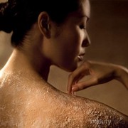 5 Rekomendasi Body Scrub Lokal dan Korea untuk Haluskan Kulit