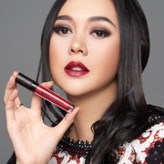 Coba Deh, Rangkaian Warna Lipstik Aura Lip Lacquer By Aura Kasih yang Menarik Perhatian