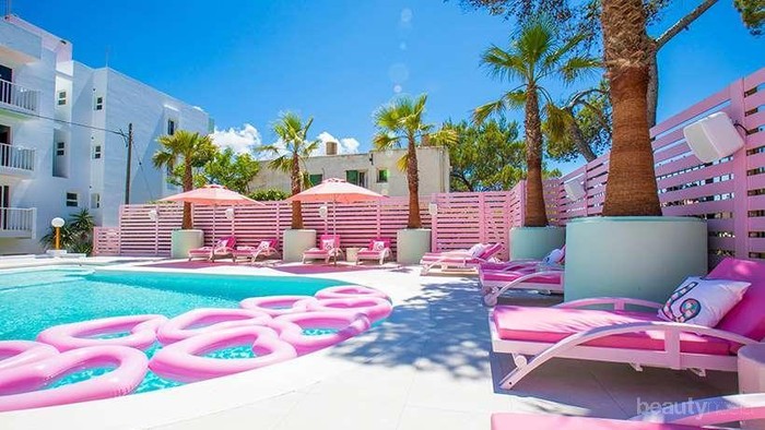 Sederet Hotel Paling Instagramble di Dunia, Ada yang Serba Pinky!