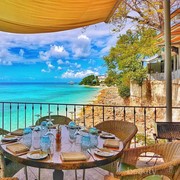5 Restoran di Bali Dengan Spot Menenangkan, Bikin Kita Betah Berlama-lama di Sana!