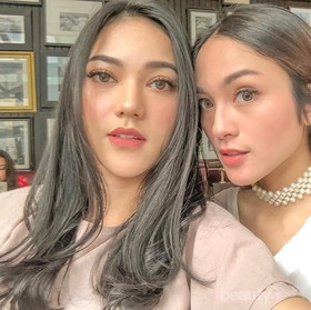 Rekomendasi Lipstick Warna Merah Muda Ini Bikin Terlihat Cantik Natural