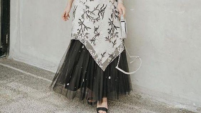 Style Tips: Padupadan Busana Batik untuk Kondangan di Akhir Pekan