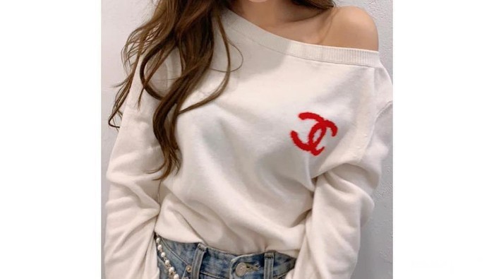 Simple, Elegant atau Sporty? Ini Dia Inspirasi Berpakaian ala Jennie BLACKPINK untuk Look Kamu Hari Ini!