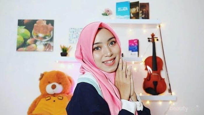Tutorial Pashmina untuk Wajah Bulat ala Youtuber NiasiscaWRD