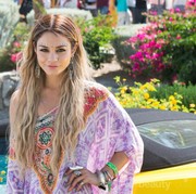 Dari Coachella 2019, Yuk Contek Tren Kecantikan untuk Festival Musik!